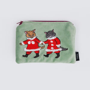 Velvet Pouch : Cat Friends
