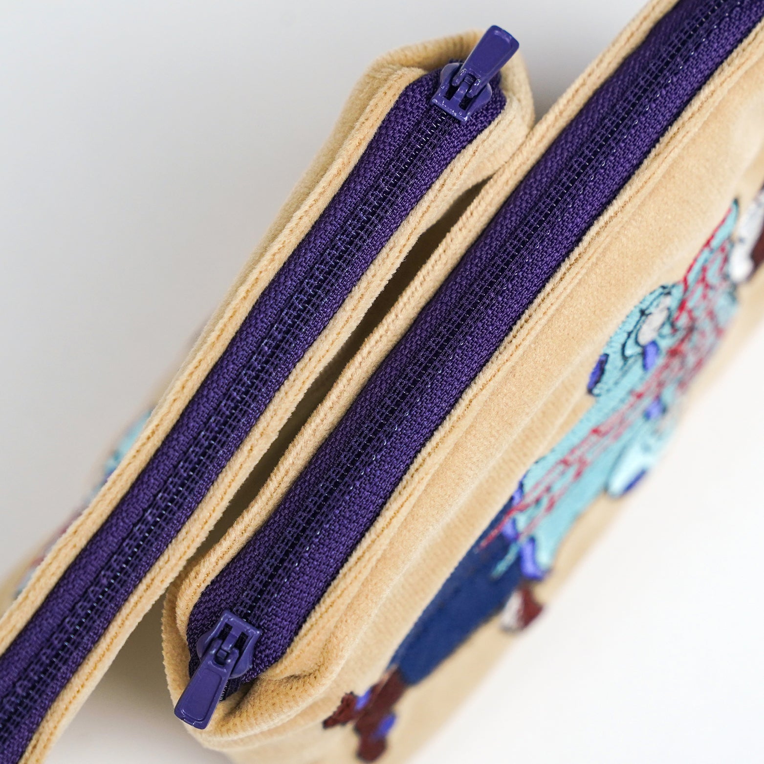 Pre-Order | Velvet Pouch : Ribbon Puppy